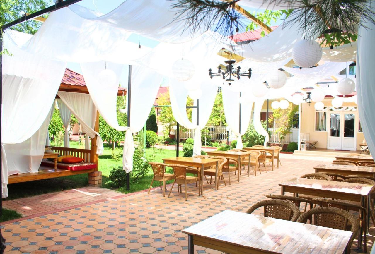 Hotel Grace Garden Kum Exteriér fotografie